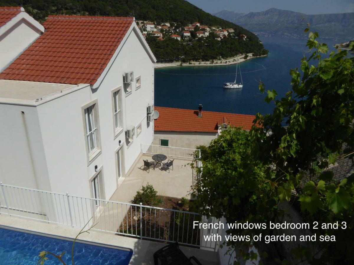 Villa More