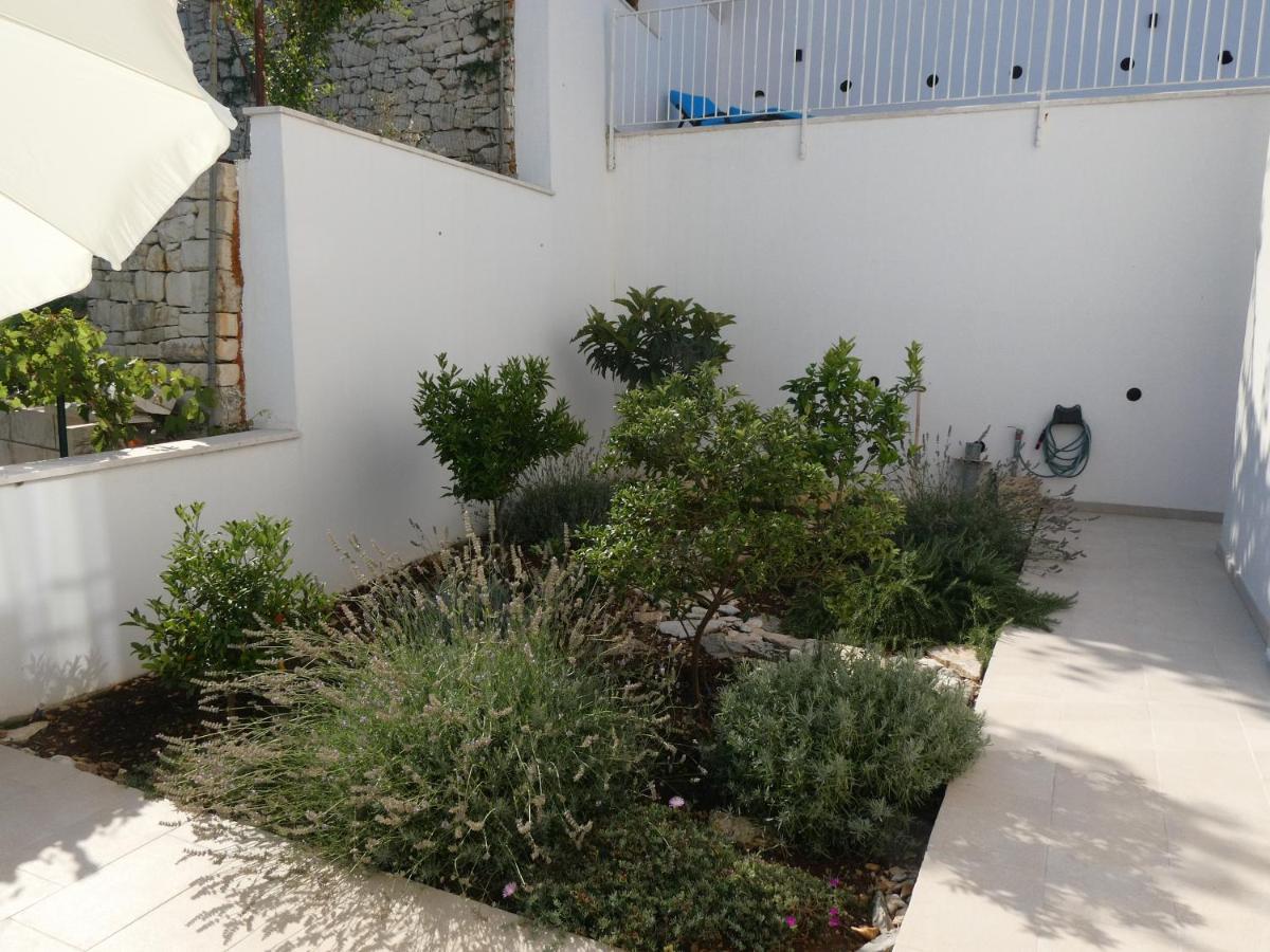 Apartament Villa More