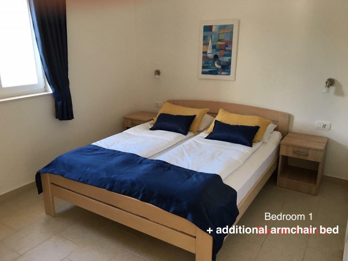 Apartament Villa More *