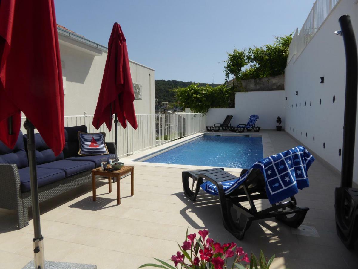 Villa More *